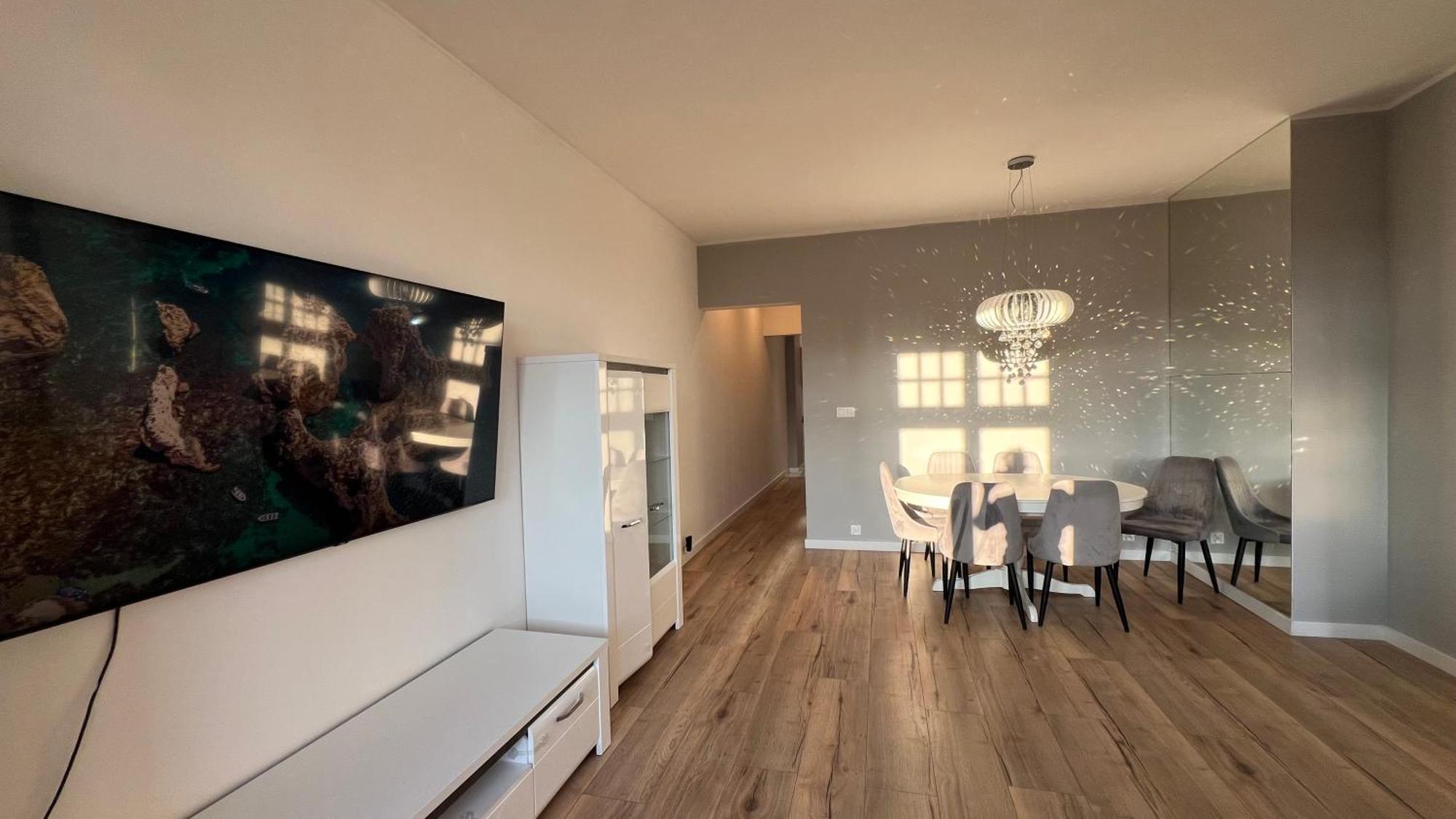 Long Island Apartment